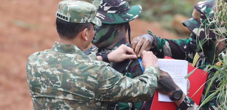 Ka LPPN Universitas Pertahanan Republik Indonesia Pimpin Penutupan COMBAT Batch V